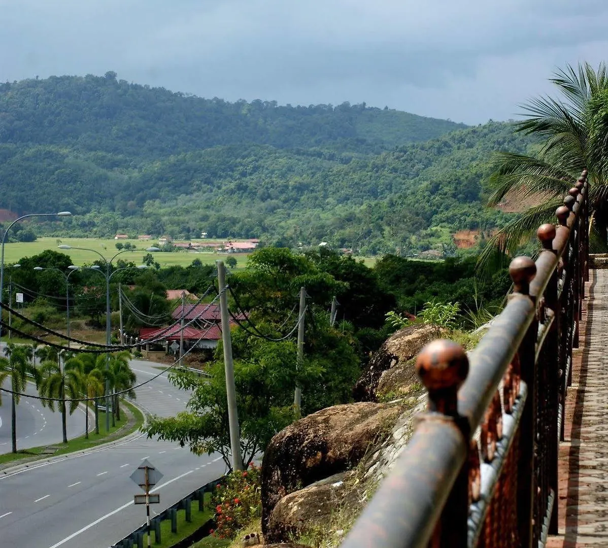 Pemandangan Indah Guest House - Look Out Point Villa- Пантай-Сенанг 2*,  Малайзия